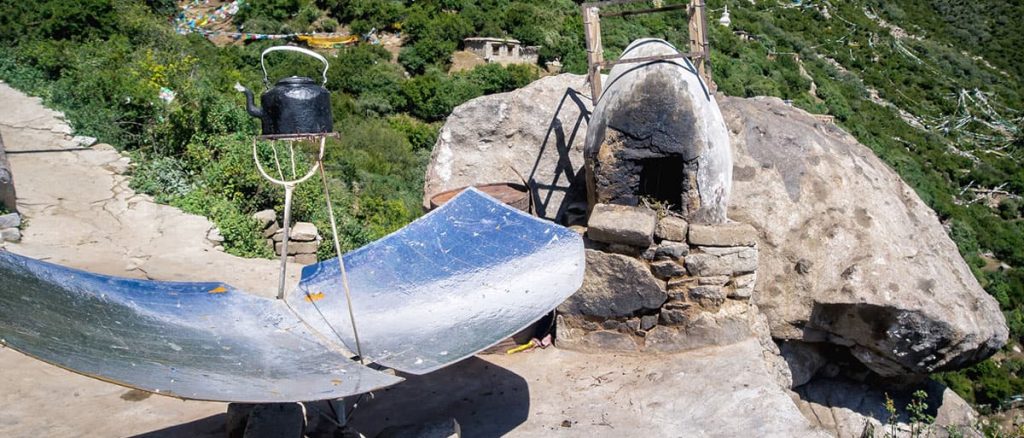 solar oven heating kettle